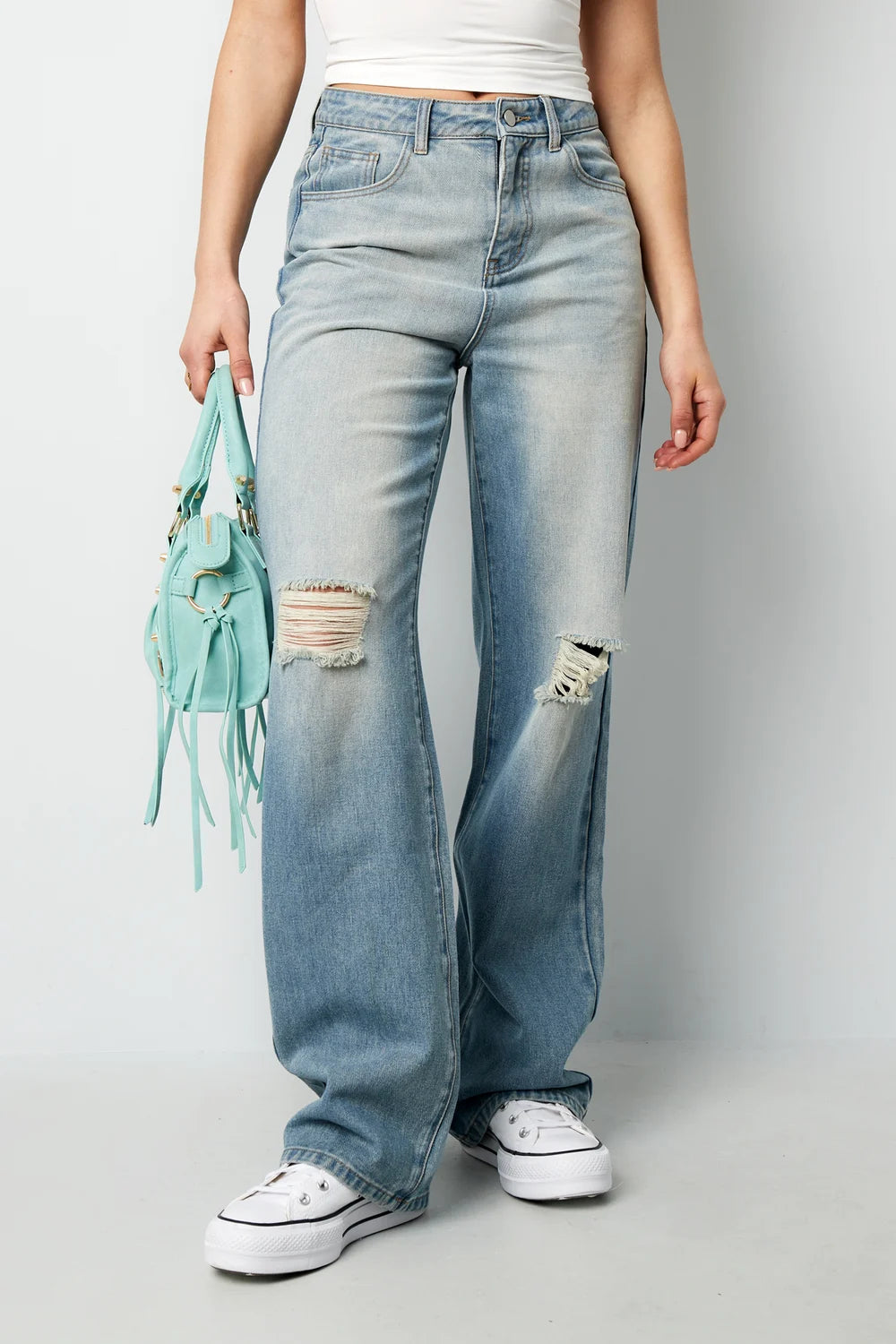 Straight Leg Jeans Ripped
