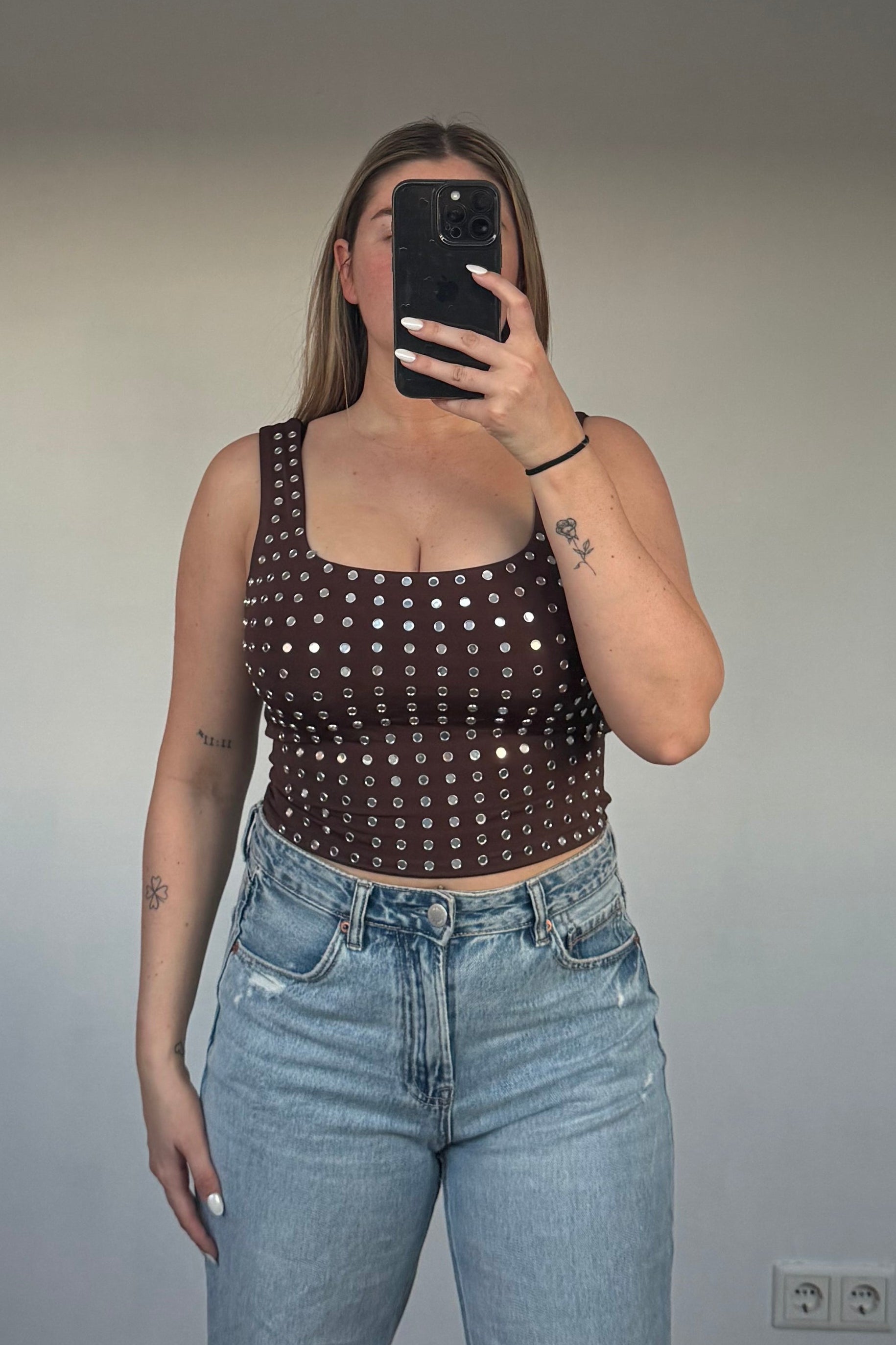 Top met studs