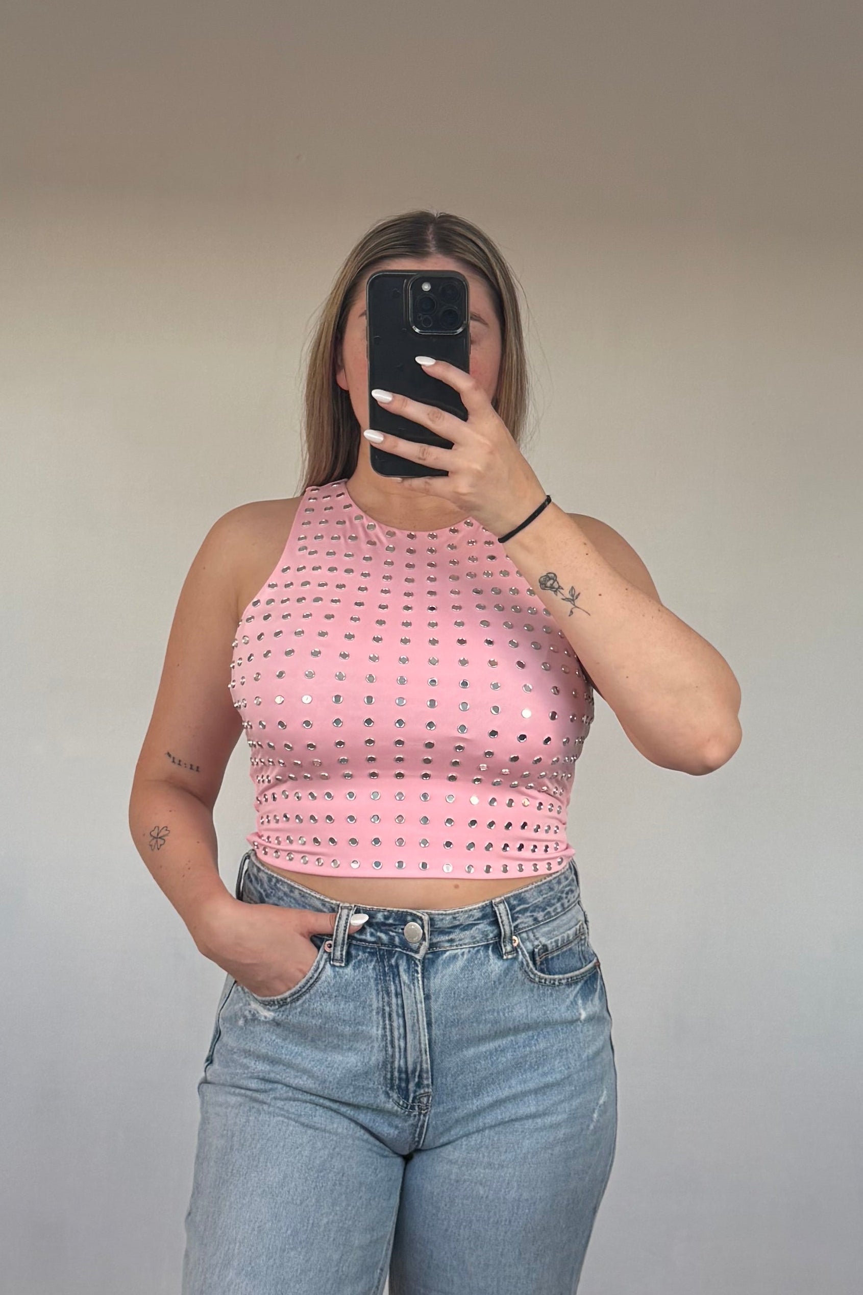 Studs top
