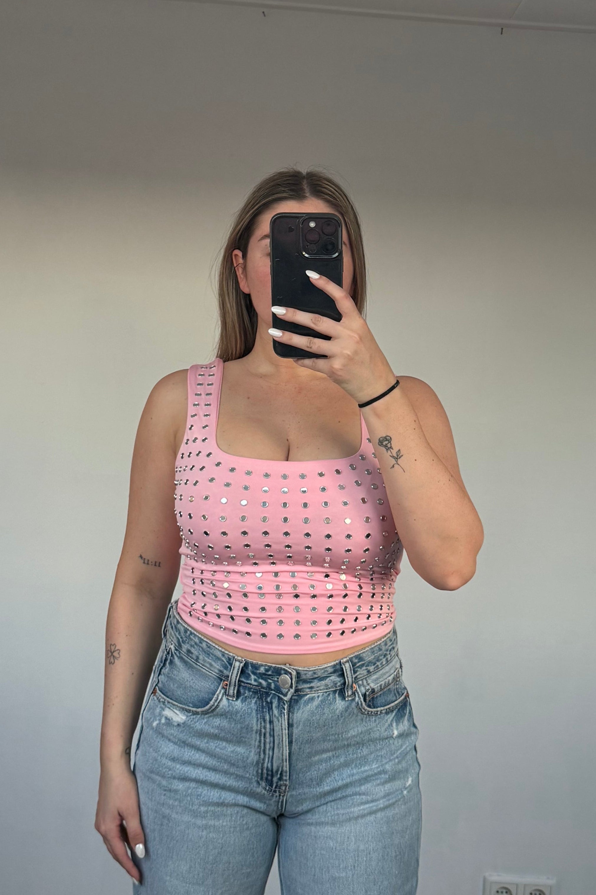 Top met studs