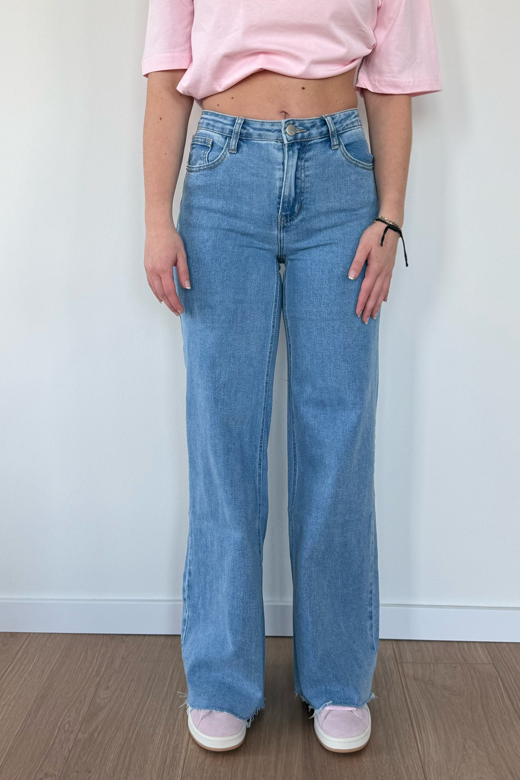 Wide leg jeans